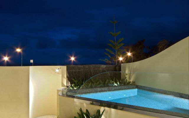 Beach Suites