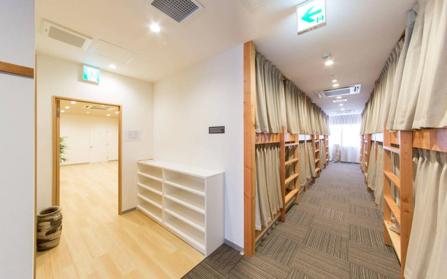 Drop Inn Osaka