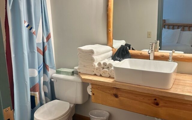 Manhattan Beach Lodge