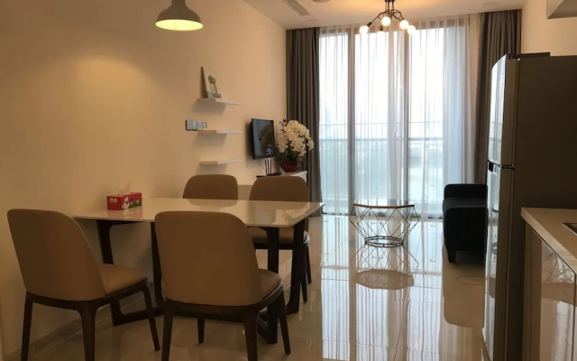Mins Apartment - Vinhome Golden River