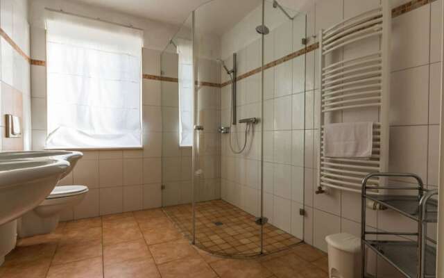 Holiday Apartment Coastal Love