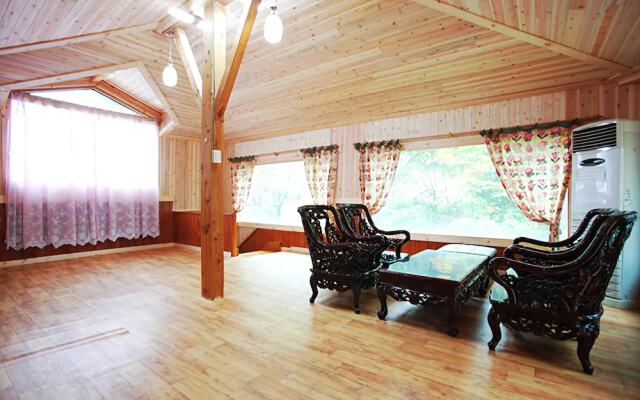 Yongin Tree's Story Pension