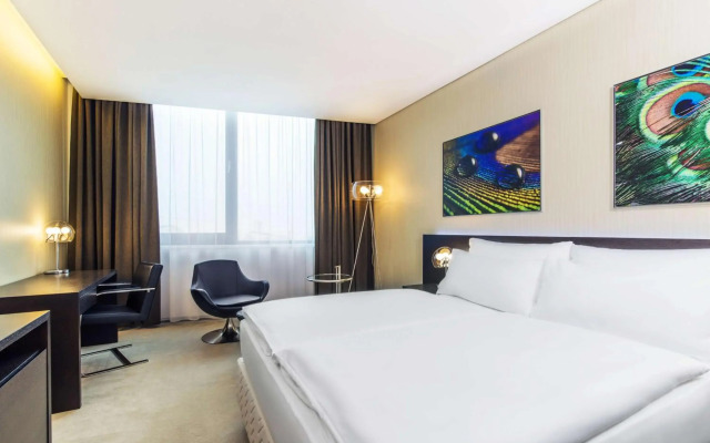 NH Bratislava Gate One