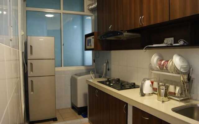 YYK 1Borneo Condominium