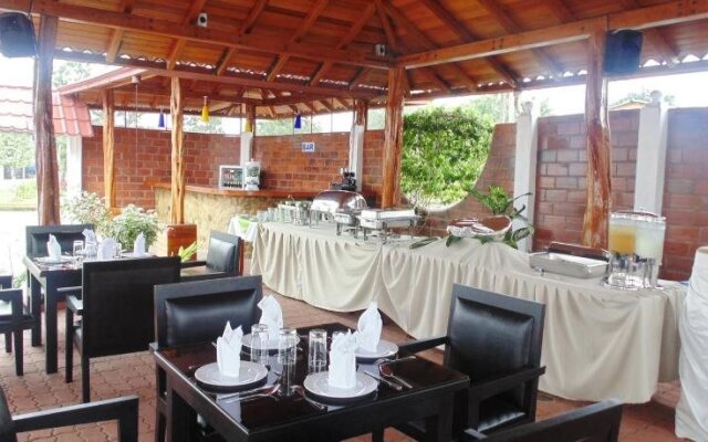 Hotel Yurak