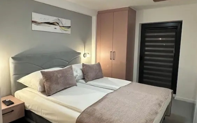 Alinar Oasis Apartments