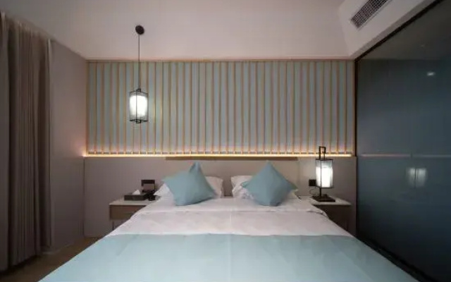 Maple Jiangfeng Bieyuan · Riverside Homestay (Suzhou Hanshan Temple & Guanqian Street Branch)