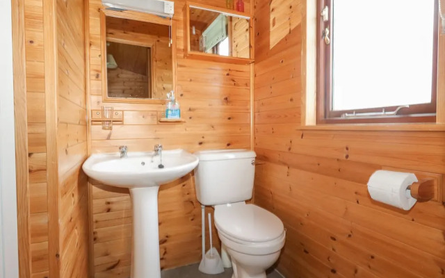 16 Amber Wood Lodge