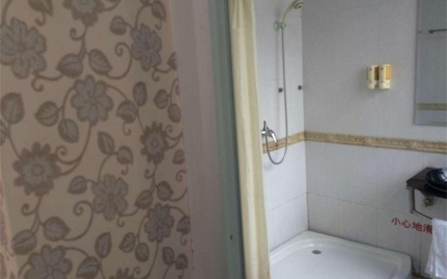 Xingyi Longtai Inn – Bathroom – Qianxinan