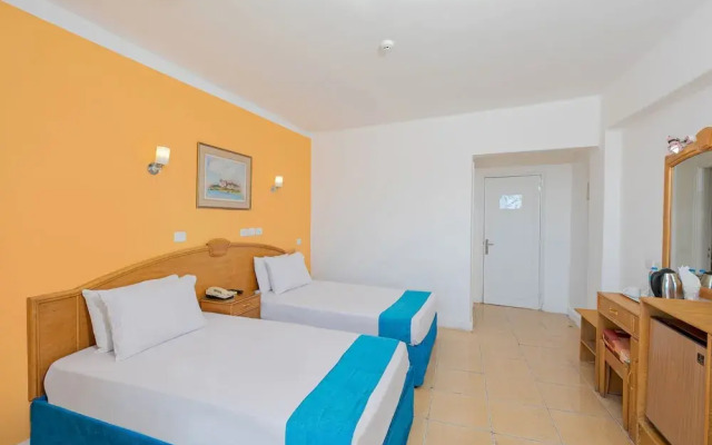 Grand Blue Saint Maria Aqua Park