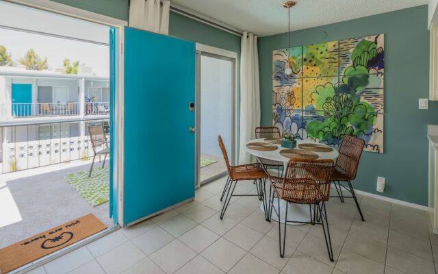 2BR Scottsdale Apartment by WanderJaunt