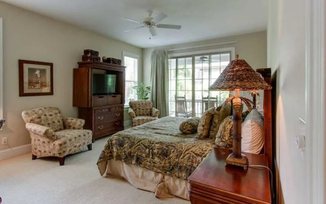 Sandhill Crane 03 by RedAwning