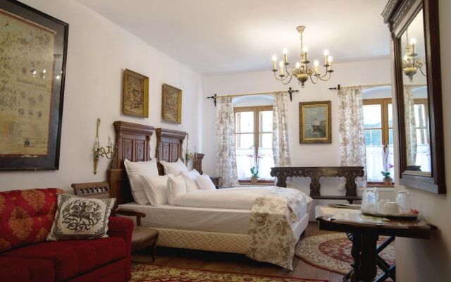 Taschler Haus Boutique