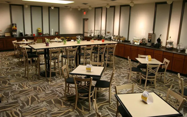 Ramada Seekonk/Providence Area