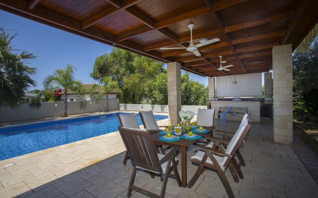 Ayia Napa Villa Magnolia