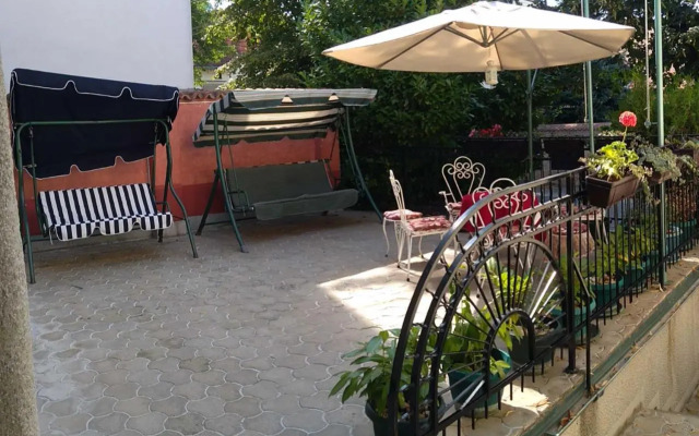 Resident Hill Resort