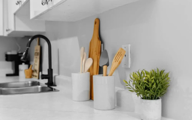 Contemporary 3BR Townhouse in Ajax Cozy Central