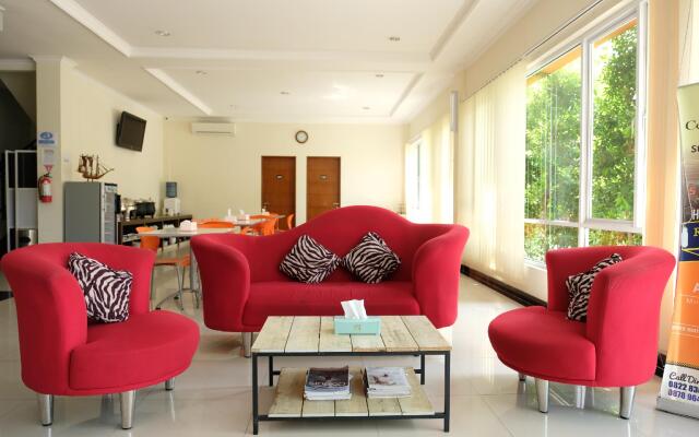 OYO 1616 Hotel Central City 2