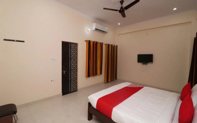 Sangam Darshan By OYO Rooms