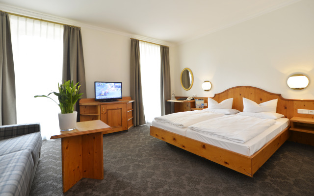 Post Seefeld Hotel & SPA