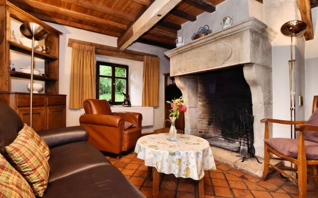 Picturesque Holiday Home in Petites Tailles with Garden