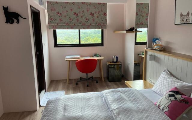 Yujing Warm Breezewarm x Sunny Sky Homestay