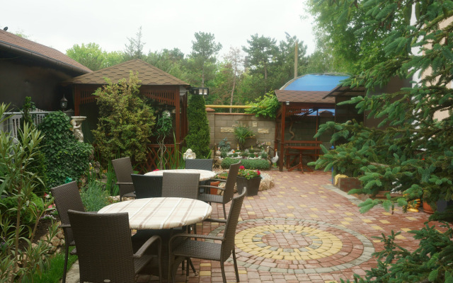 Золотой лев (Песчаное)