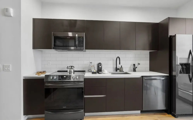 Beautiful Studio Near Bayfront Park