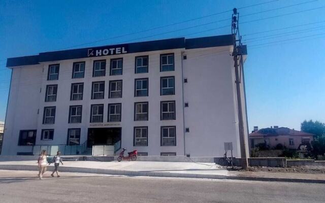 Grand Köse Ai̇rport Hotel
