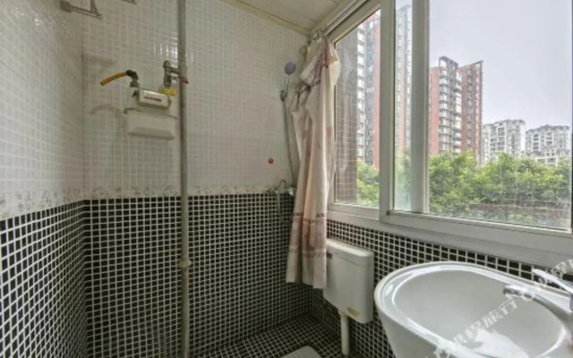 Chongqing 168 Business Homestay
