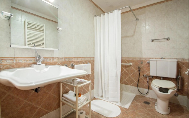 Hotel Pomezia