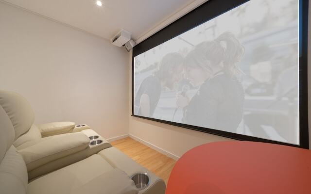 Aank Hotel Guri