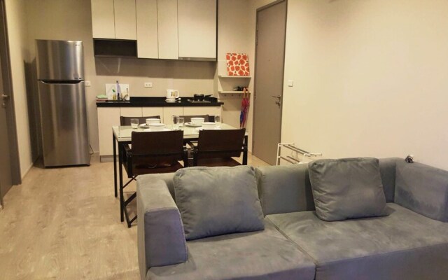 A Luxury 2 Bedrooms The Base Downtown