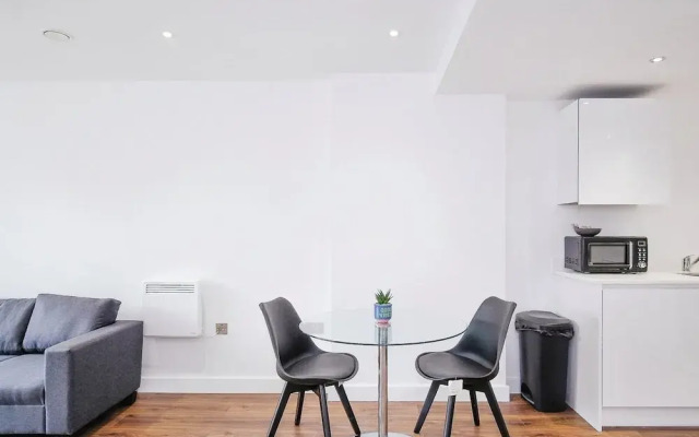 Modern Luxury - Grand Exchange Bracknell
