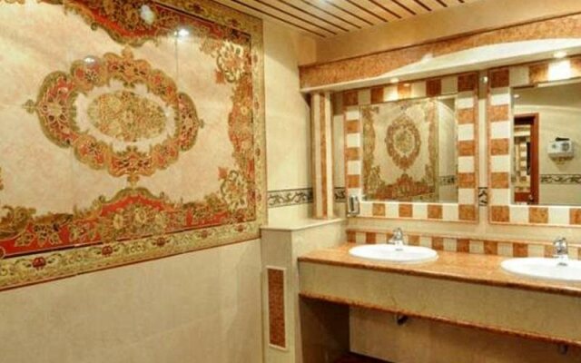 Al Yamama Hotel