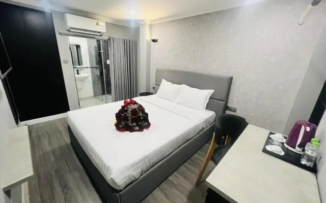 The Hotel Nicecy