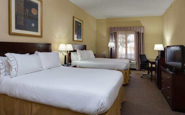 Holiday Inn Express & Suites Sebring by IHG