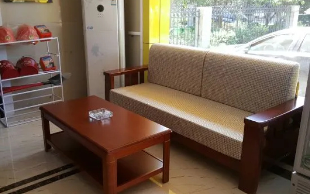 Rujia Huayi Hotel (Linshu New Street store) – Guest Rooms – Linyi
