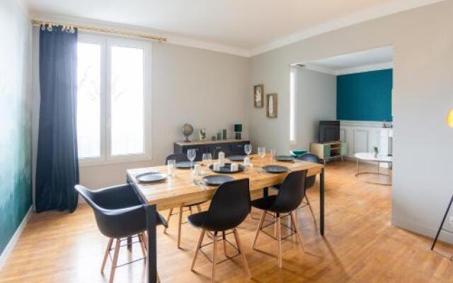 Kenedus Beau Standing Cours d'Ajot 65m2 Vue rade