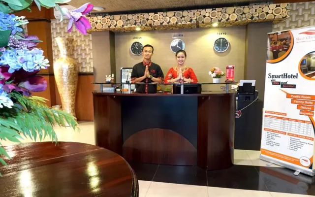 Red Chilies Hotel