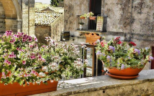 Erice Villa Terrace And Balcony