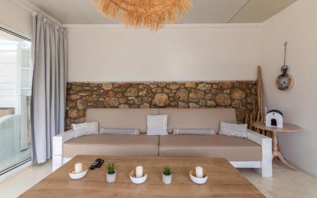 George's Island House with Plunge Pool