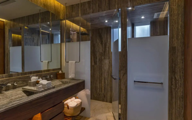 Solaz A Luxury Collection