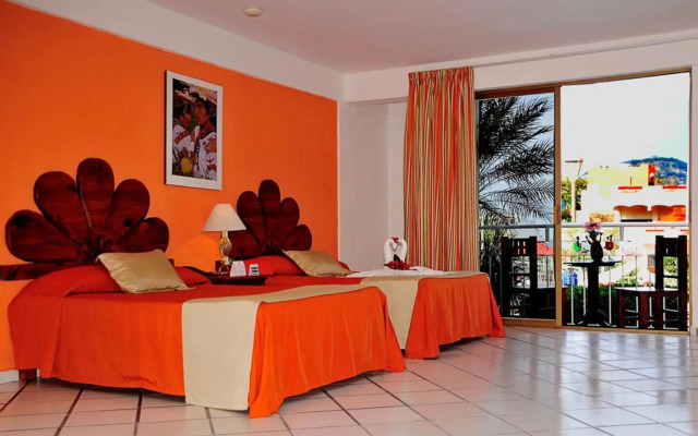 Decameron Los Cocos Guayabitos, Ramada All-Inclusive Resort