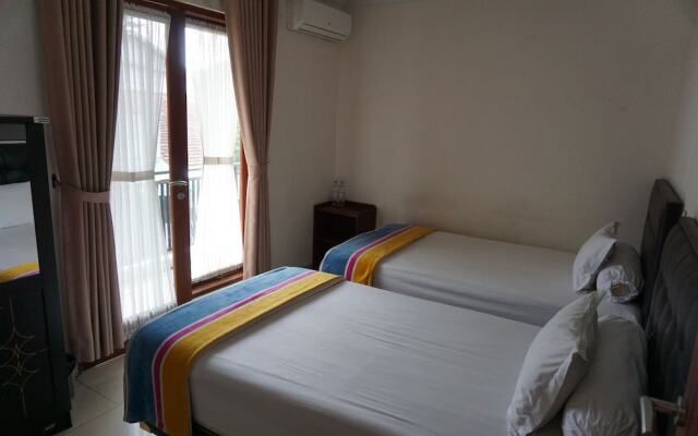 Rumah Sarwestri B&B