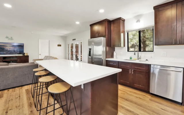 THE Malabear Cabin #2160