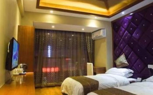 Home Inn Hotel