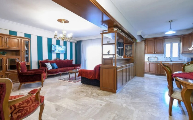 Rustic Apartment 2BR in Thessaloniki