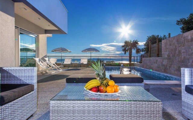 Villa Blue
