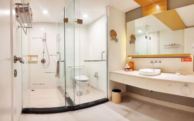 HARRIS Suites FX Sudirman Jakarta